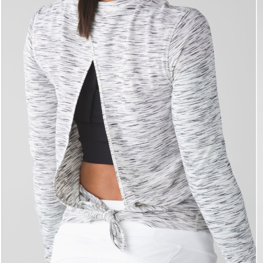Lululemon Beat the Heat Long Sleeve